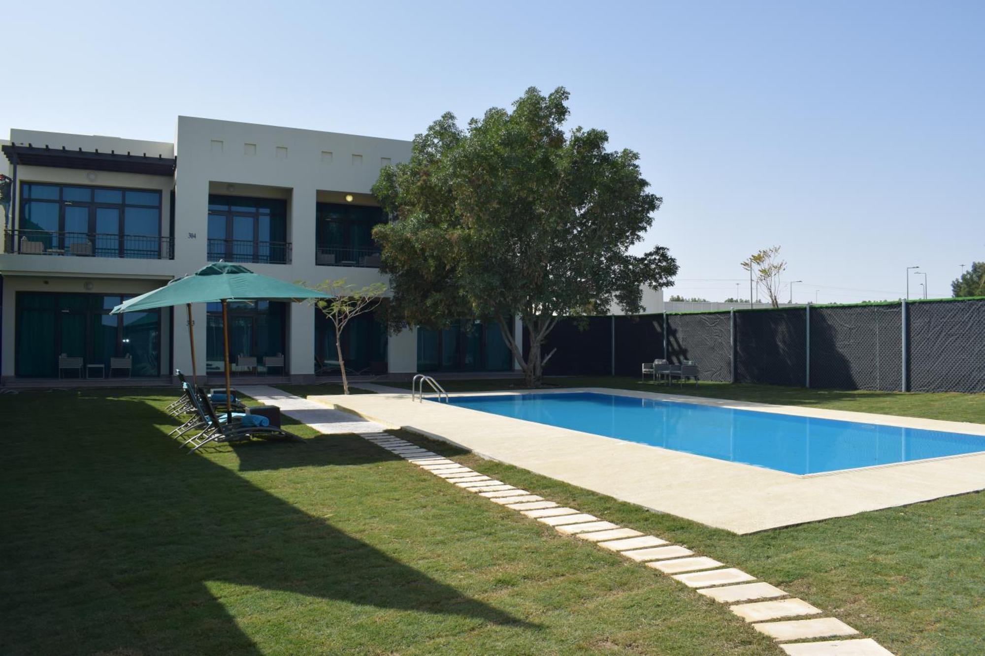 Retaj Salwa Resort & Spa Ad Dawhah Esterno foto A villa in Al Reef