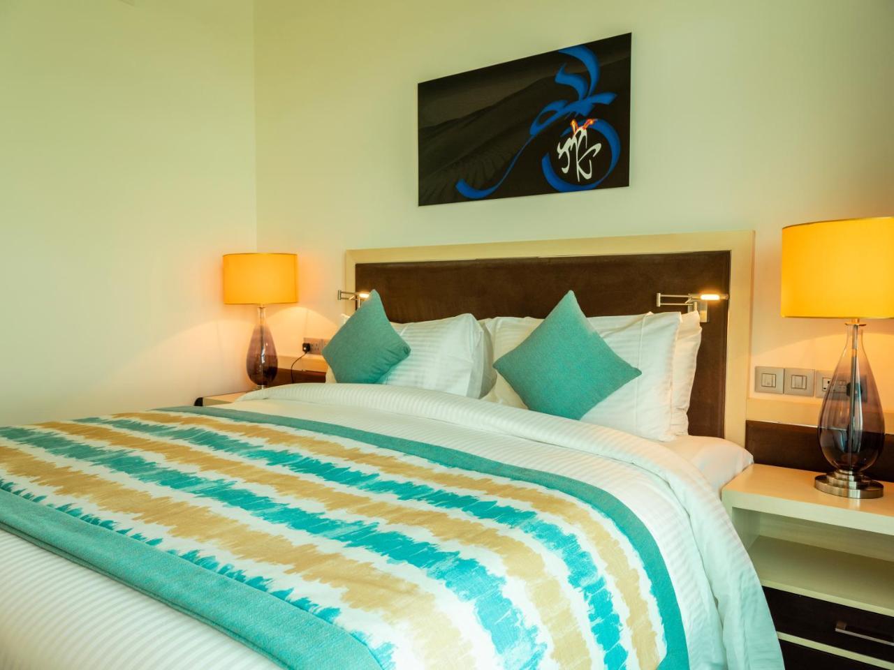 Retaj Salwa Resort & Spa Ad Dawhah Esterno foto A bedroom at the hotel